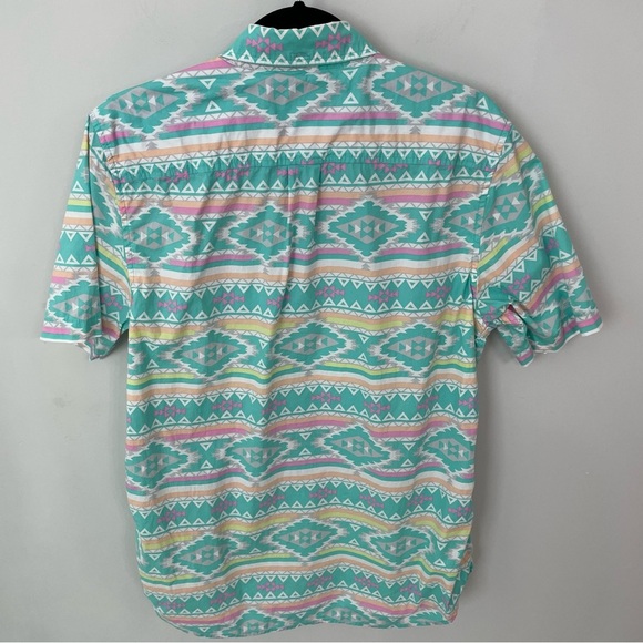 Chubbies En Fuego Wild Button Down Short Sleeve Shirt Size Large Aztec Geo 3 - Picture 6 of 7